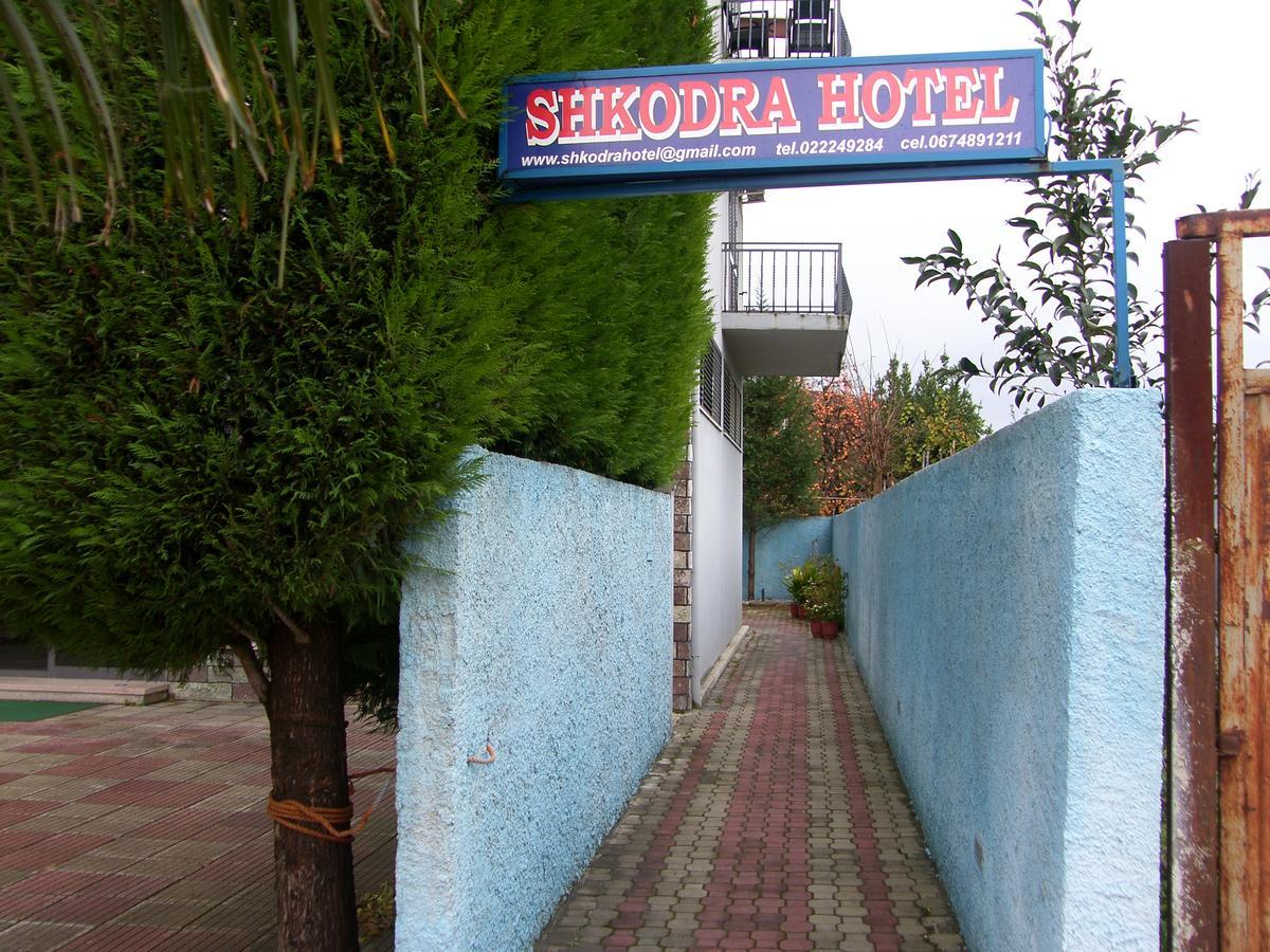 Shkodra Hotel エクステリア 写真